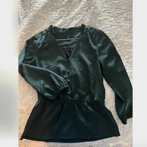 Crew forest green peplum top
